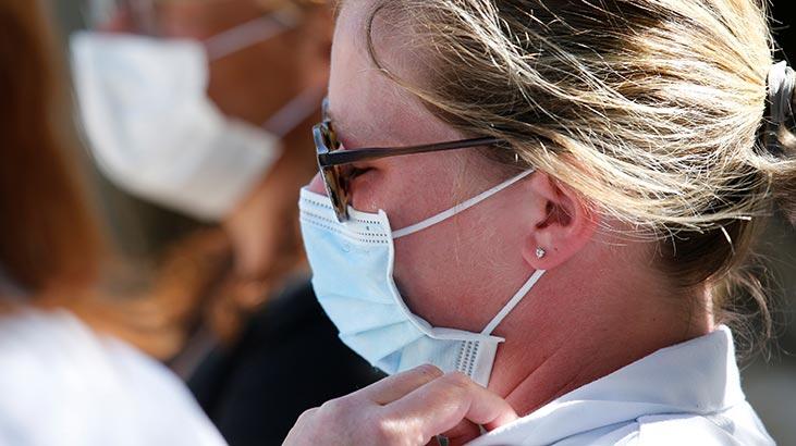 Son dakika haberi... Fransa'da corona virüsten hayatını kaybedenlerin sayısı 22 bin 245'e yükseldi