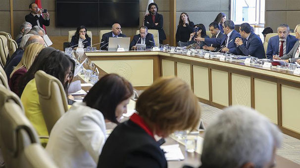 Sosyal medyada sigara yasaklandı