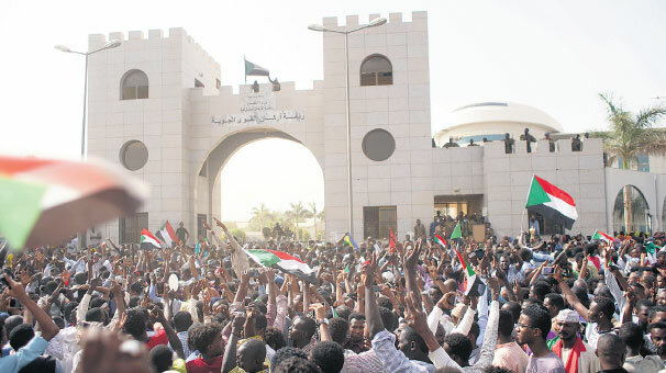 Sudan’da askeri darbe