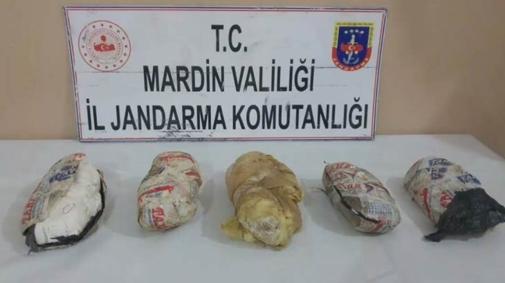 Suriye sınırında 7 kilogram plastik patlayıcı ele geçirildi