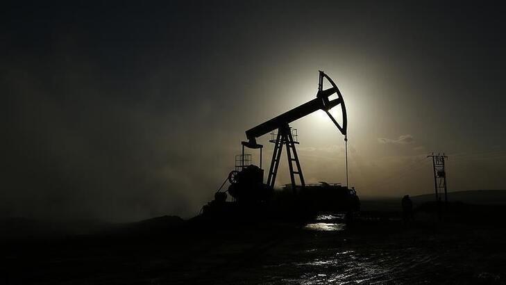 Suudi Arabistan: Riyad'daki petrol rafinerisinde çıkan yangın kontrol altına alındı