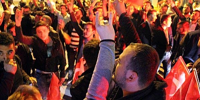 Bolu'da, ülkücülerden chp'li meclis üyesine protesto