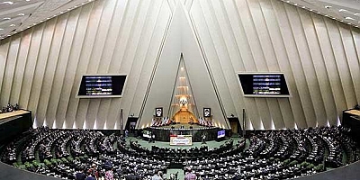 'Ruhani hükümeti sözünü yerine getirmedi'