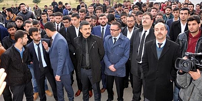 Sivas Cumhuriyet Üniversitesi Öğrenci Konseyinden Ulaşım Zammına Tepki