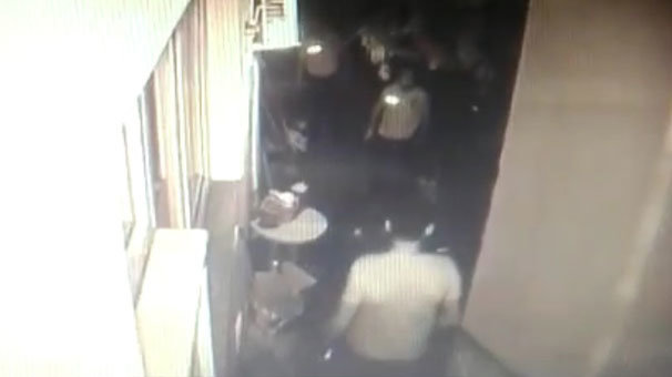 Takip edildiğinden habersiz kapı kapı dolaştı... Sabıka dosyası şoke etti