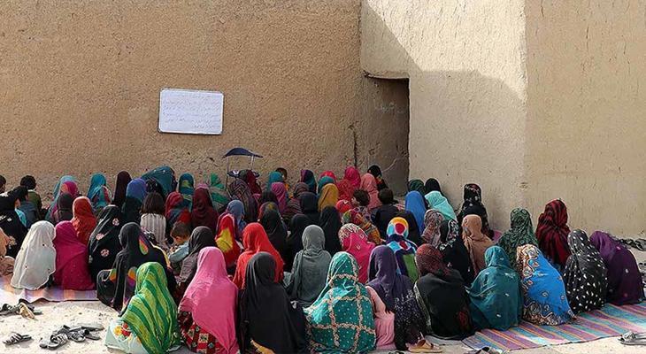 Taliban Afganistan’da kız çocukları için eğitim yasağı getirdi