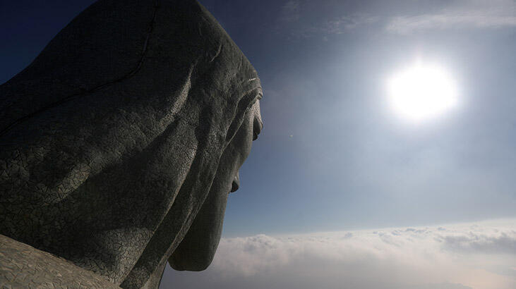 Tam 43 metre... Kurtarıcı İsa'dan daha büyük bir heykel inşa ediliyor