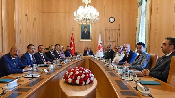 TBMM Başkanı Yıldırım, Bursa heyetini kabul etti
