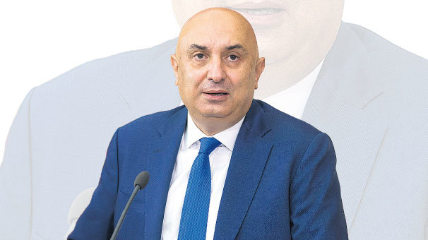 'TBMM oturma planı teamüllere aykırı'
