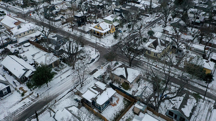 Teksas donarken 'Sadece güçlüler hayatta kalır' diyen belediye başkanı istifa etti