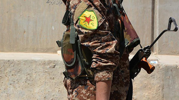Terör örgütü YPG Esed rejiminin konvoyunu engelledi