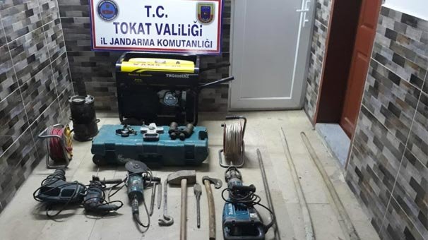 Tokat'ta kaçak kazı yapanlara suçüstü