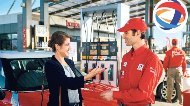 TOTAL Oil engelleri işaret diliyle aşıyor