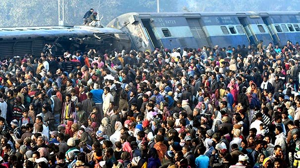 Tren dehşeti! 7 ölü, 29 yaralı