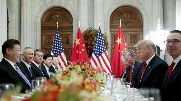 Trump, Çin Devlet Başkanı Şi ile görüştü