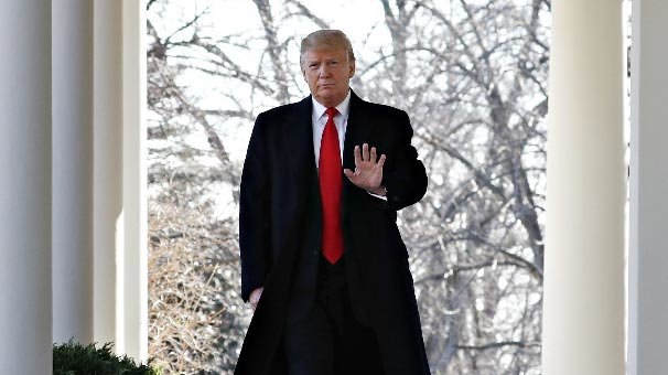 Trump duvar konusunda ısrarlı: Acil durum ilan ederim