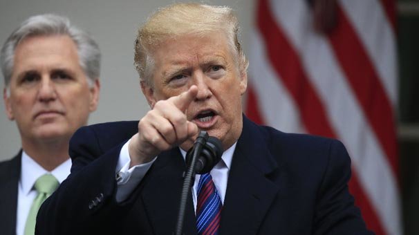 Trump resti çekti: Aylarca kapalı kalacak