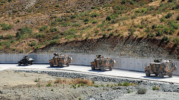 TSK'dan Münbiç hattında 53'üncü devriye faaliyeti