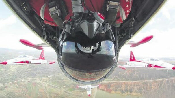 Türk pilottan dünyada ilk