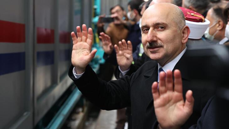 Türkiye'den Afganistan'a yardım götüren ilk tren yola çıktı