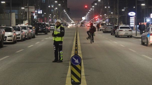 Türkiye'nin en uzun caddelerinden biri yeniden trafiğe açıldı
