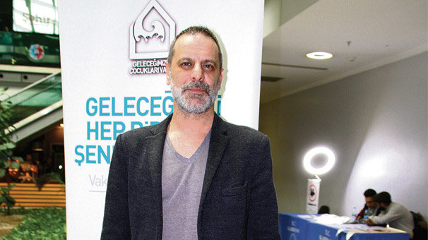 'Üç gün önce otobüsü kaçırdım diye ağlıyordun'