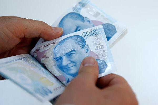 Ücretli öğretmen maaşı yatacak mı? Ücretli öğretmen ek ders ücreti ne kadar,ücretler verilecek mi?