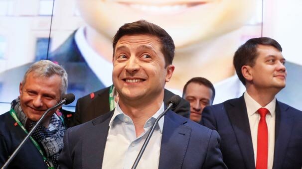Ukrayna seçimlerinin galibi komedyen Zelenskiy