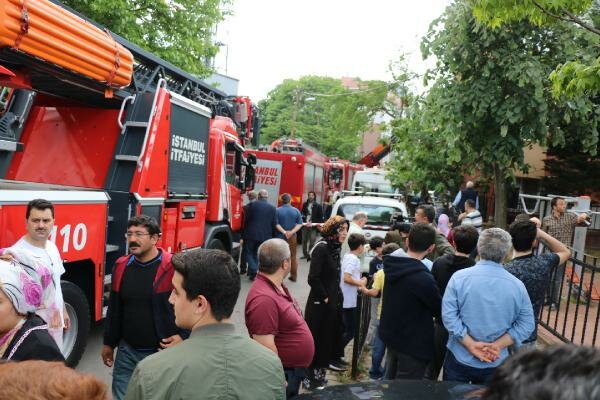 Ümraniye'de panik! Mahalleli sokağa döküldü