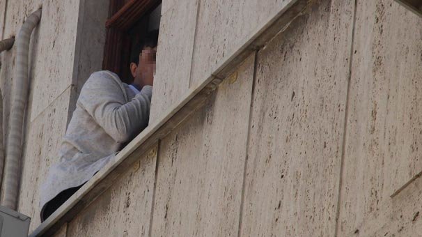 Üniversiteli genç intihara kalkıştı