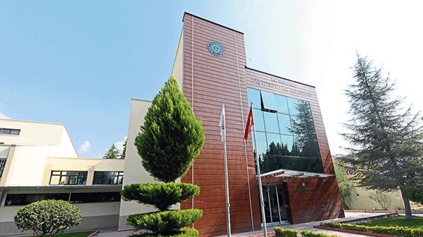 Üniversitenin diş hekimliği fakültesinde ihale skandalı iddiası!
