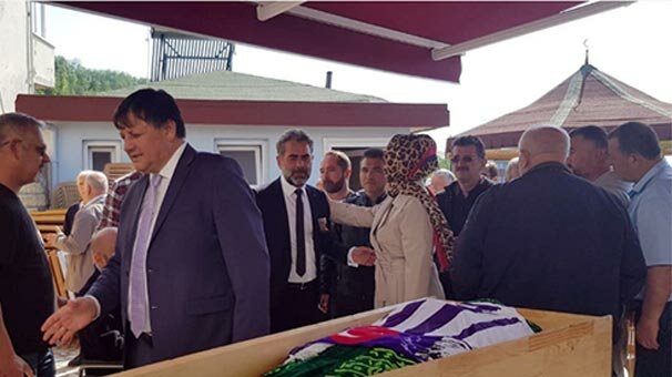 Ünlü oyuncu Yurdaer Okur'un acı günü