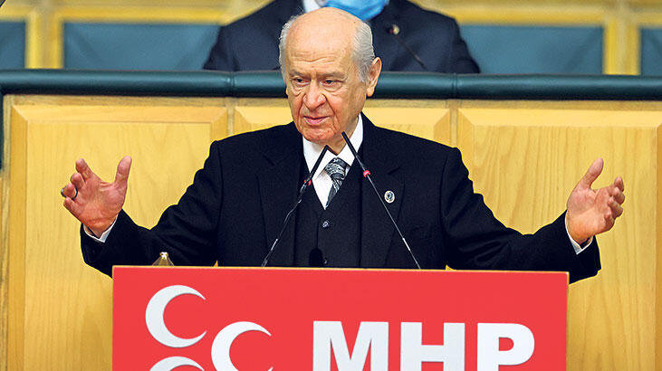 ‘Vatanseverler iletişim fakültelerine gitsin’