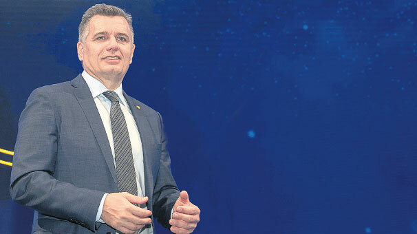 Yaani Asistan geldi yerli e-posta yolda