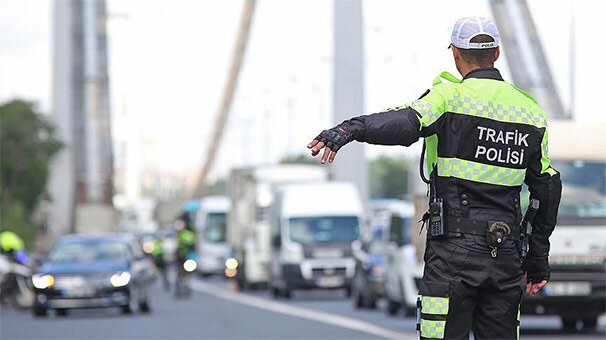 Yabancı plakalı araçlardan ücret ve ceza tahsilatı başladı