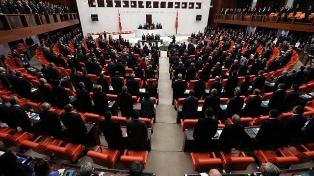 Yaklaşan yargı reformu paketi: Siyasi partilerin öncelikleri neler?