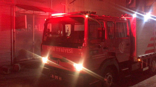 Yangında mahsur kalan Suriyeliyi itfaiye kurtardı