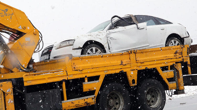Yargıtay Cumhuriyet Savcısı Doğan Kaya, kaza geçirdi! 4 kişi yaralandı