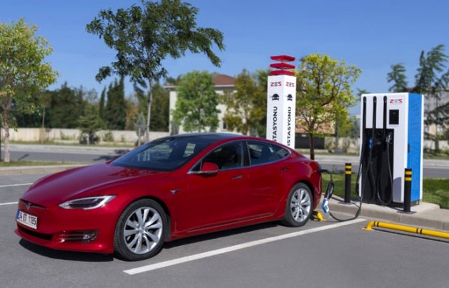 Yerli elektrikli otomobil 2022’de yollarda