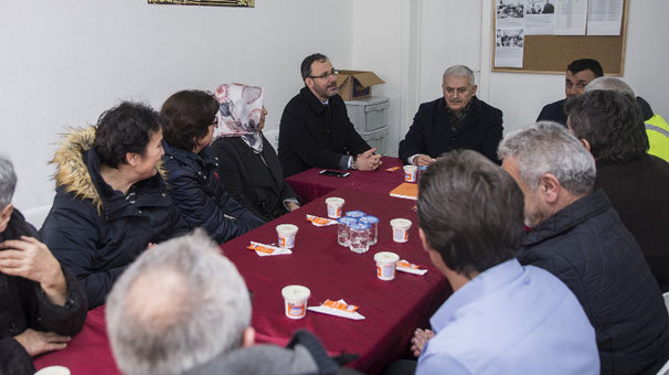 Yıldırım, Kanlıca'da vatandaşlarla bir araya geldi