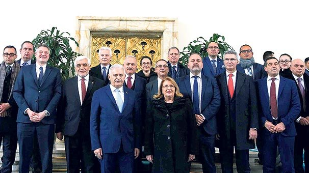 Yıldırım’ın yoğun mesaisi