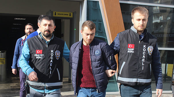 Yıllar sonra gerçeği itiraf etti! Kız kardeşini öldürüp...
