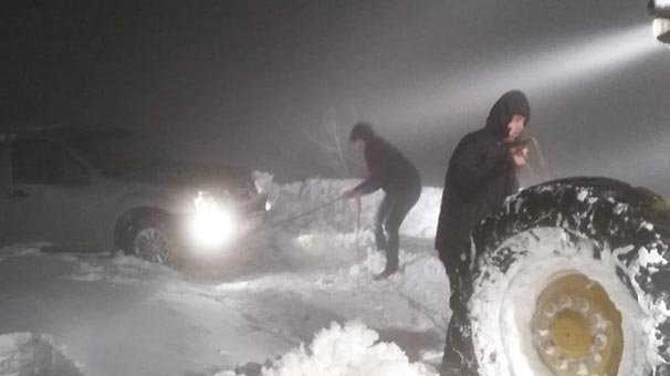 Yollarda son durum! 90 yol güzergahı ulaşıma kapandı