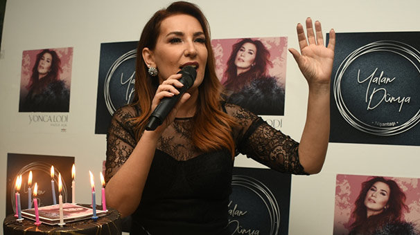 Yonca Lodi evlilik defterini kapattı