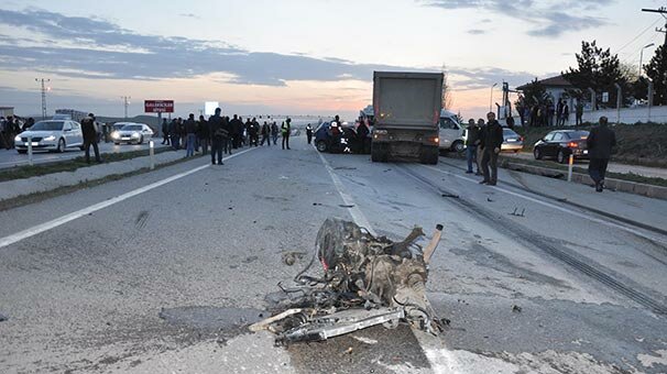 Yozgat'ta feci kaza! Çok sayıda ölü ve yaralı var