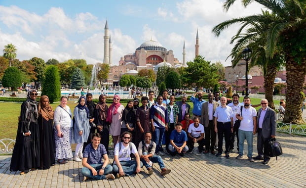 Yunus Emre Enstitüsü'nden Türkiye'yi tanıtma atağı