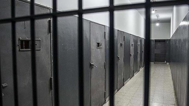 Zarrab'dan rüşvet alan gardiyana 3 yıl hapis