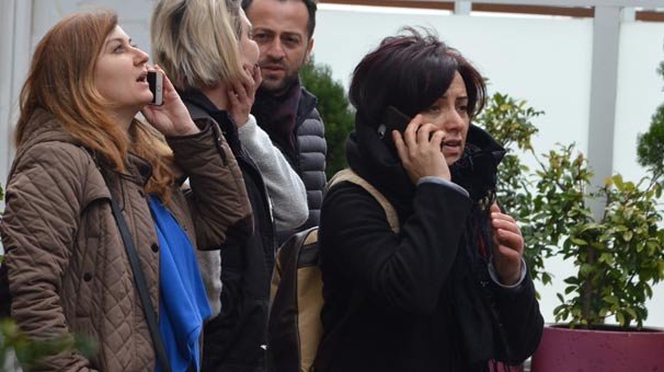 Zeytinburnu'nda rezidansta yangın paniği